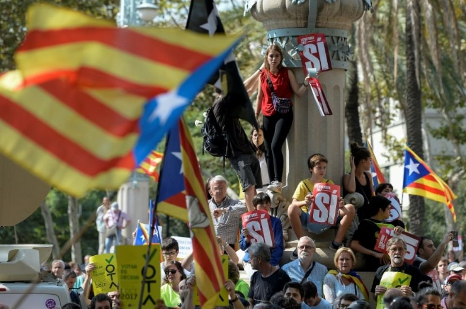 Cat.1057531 manifestation pour l independance de la catalogne a barcelone le 21 septembre 2017
