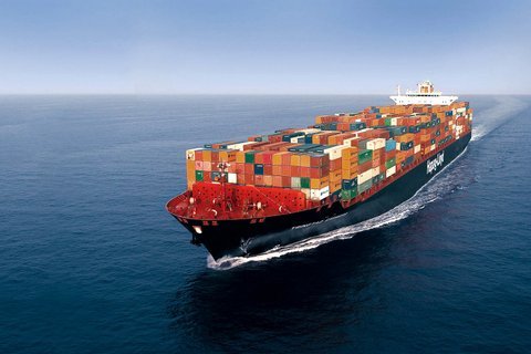 Contenedores en el mar 3