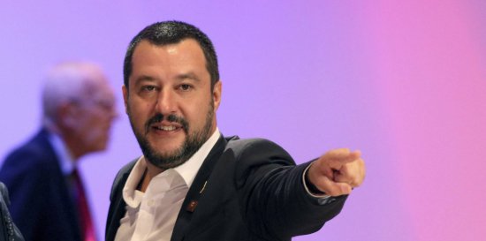 Matteo Salvini, en la conferencia de seguridad e inmigración de Viena. / RONALD ZAKAP